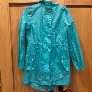 Joules raincoat. Folds into pouch integrated pocket.only worn once in Ireland.